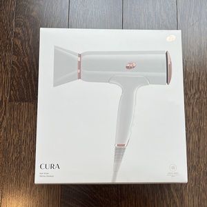 T3 Cura Hair Dryer